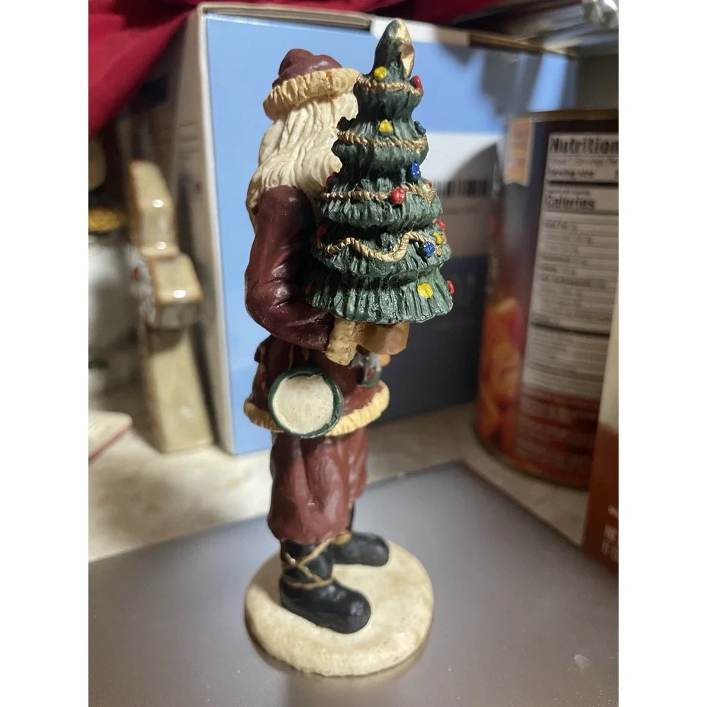 1994 Tender‎ Heart Treasures Santa 6.25